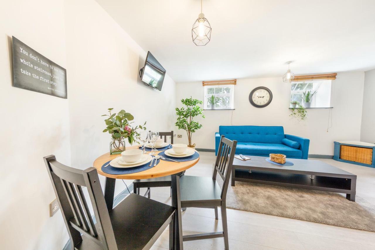 The Roof Apartment Bristol Bagian luar foto