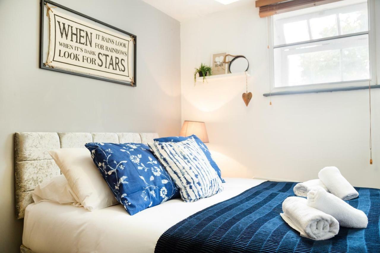 The Roof Apartment Bristol Bagian luar foto